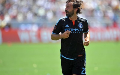 米兰电竞-一个人解决战斗