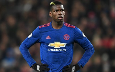 米兰电竞精华-佩德里庆祝时冲向角旗