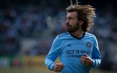 米兰电竞热议-蒂勒曼斯这脚传球视野太开阔了